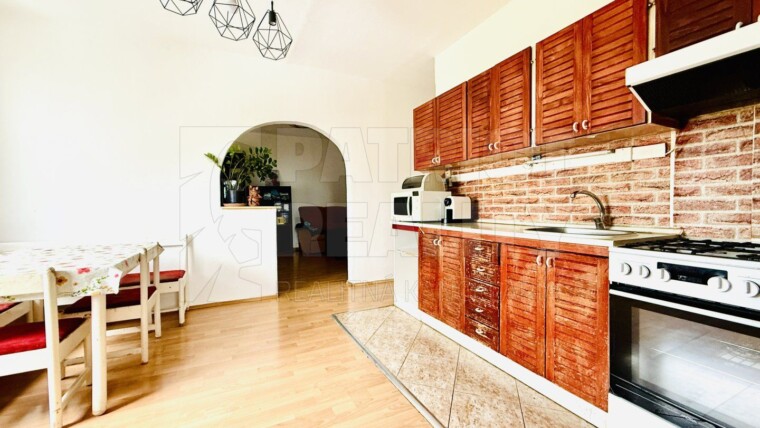 Klimatizovaný 3 izbový byt s balkónom