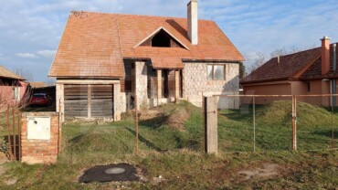 Predaj rozostavaný rodinný dom ,Želiezovce , časť Mikula , 1269m2
