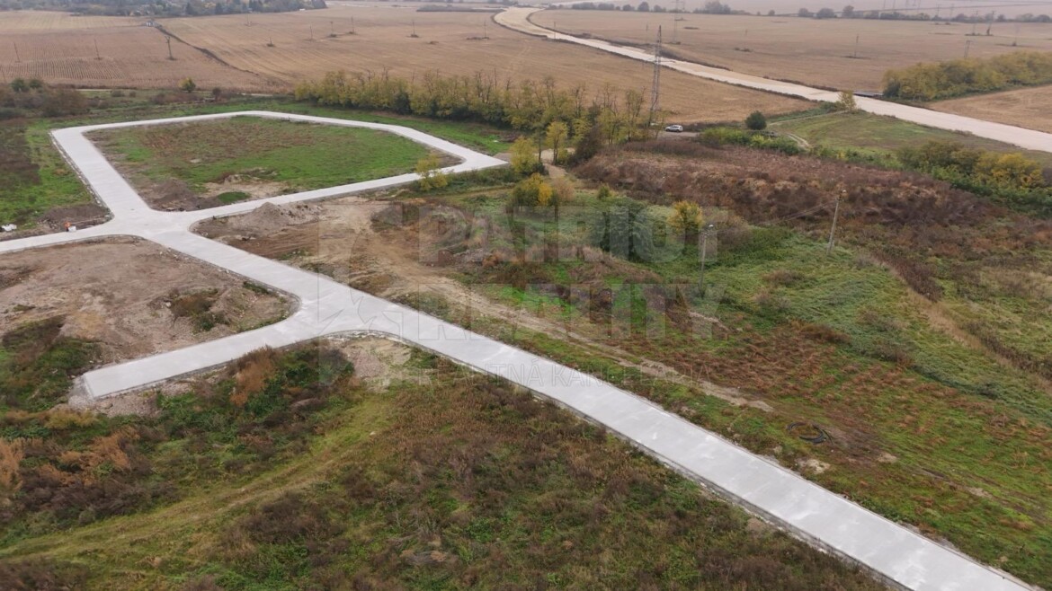 PREDAJ POZEMKOV, PROJEKT KÚRIA II. – ŠAĽA-VEČA