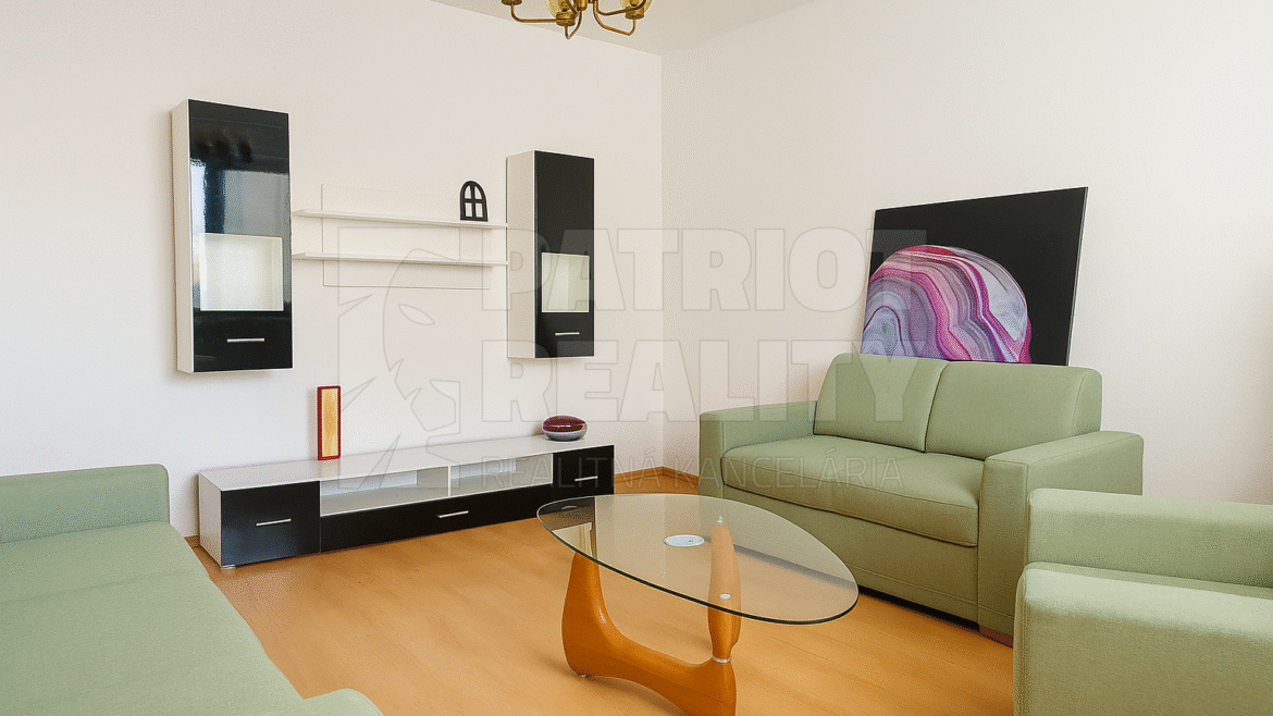 Zariadený 1-izbový byt na predaj – vhodný aj ako investícia, Rybníky V, Levice.