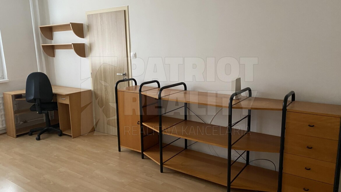 3-izbový byt na prenájom, prízemie – Ku Bratke, Levice