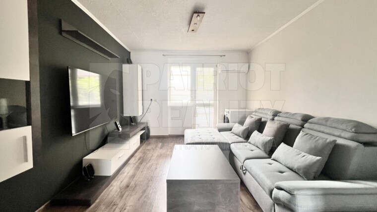 2 izbový klimatizovaný byt so zariadením v Tlmače Lipník